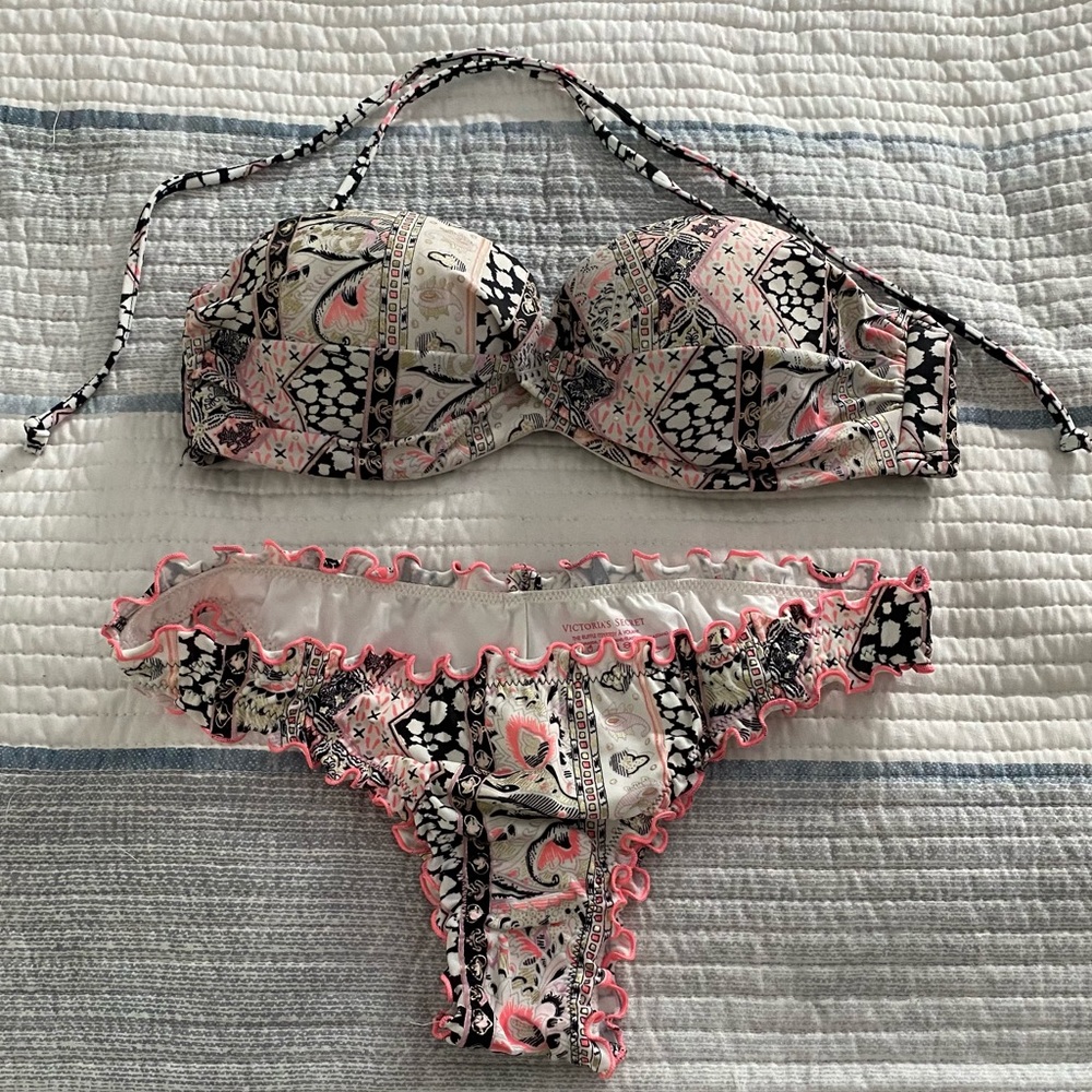 VS Bikini